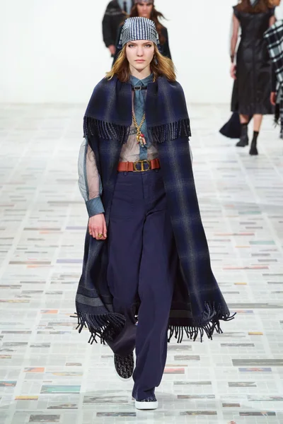 Look 59